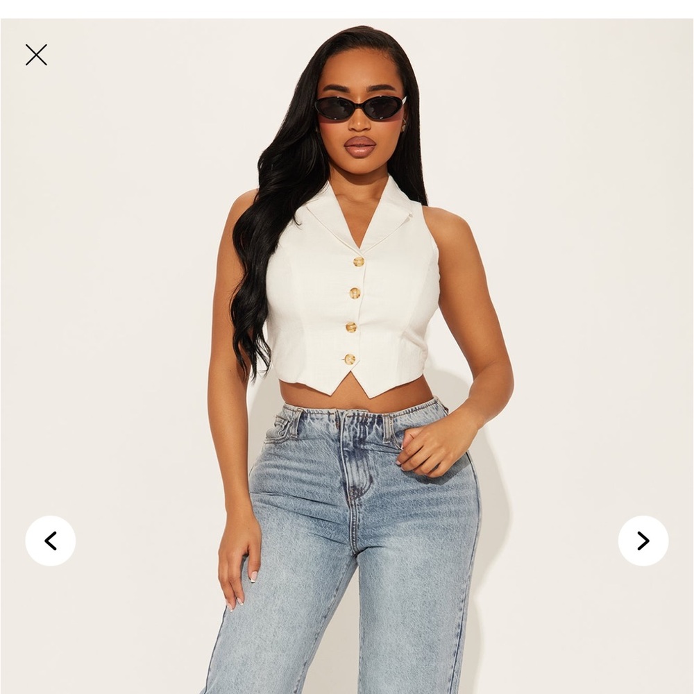 Fashion Nova White Sleeveless Crop Top with Notched Collar